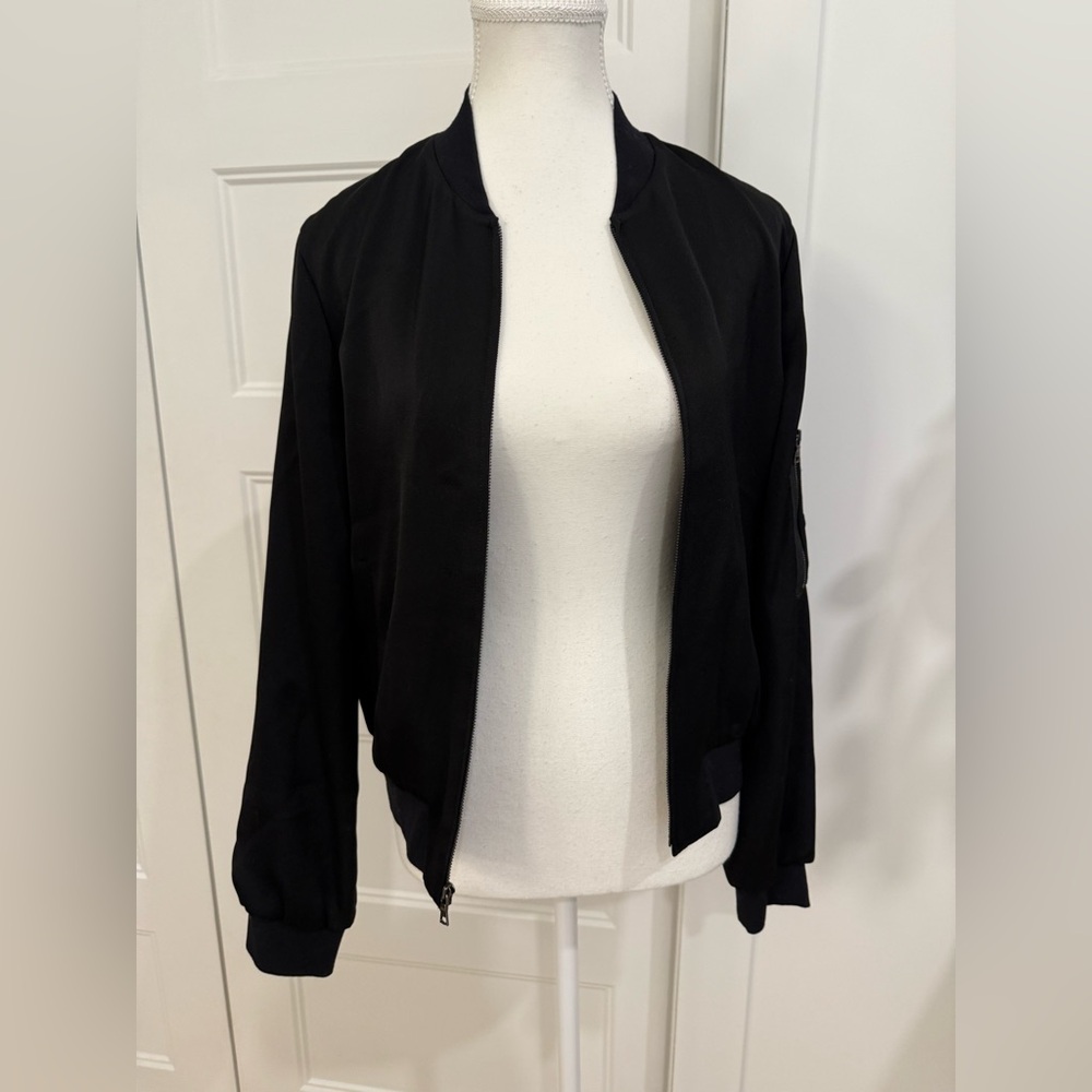 BCBG jacket - Picture 2 of 6